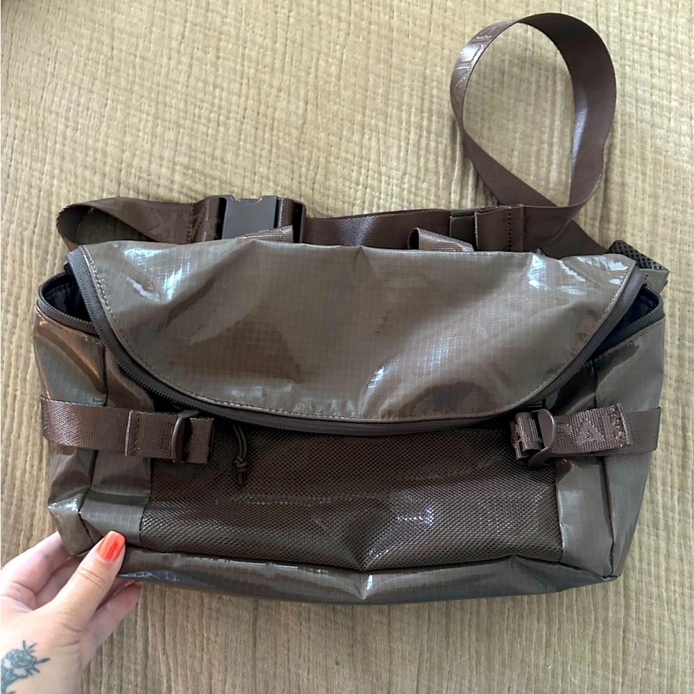 CALPAK Terra Sling